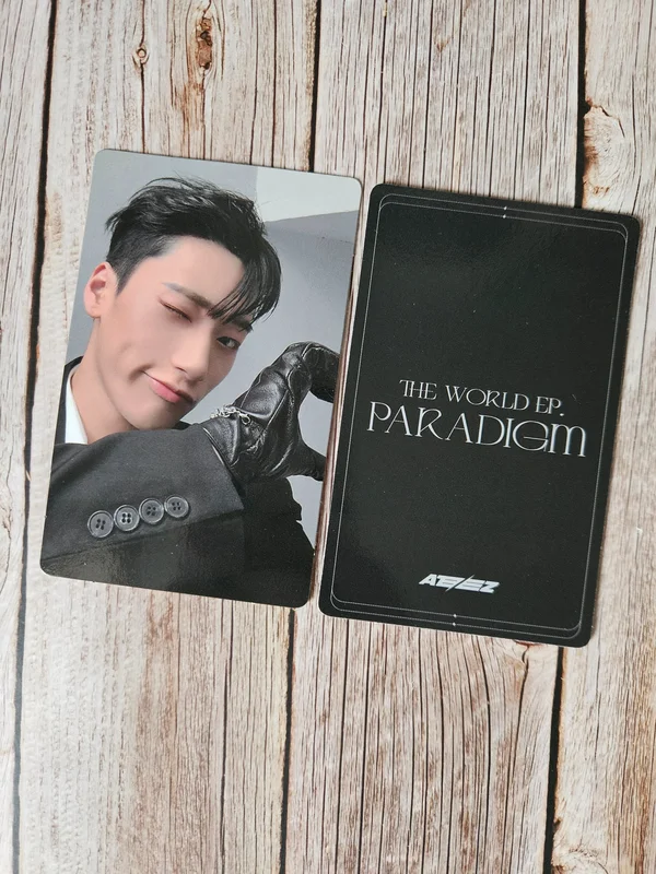 希少‼️入手困難　ASTRO BLUE FLAM 明洞限定＋アルバムムンビントレカ ASTRO MOONBIN 'BLUE FLAME THE BOOK Ver.' Photocard | Sold by