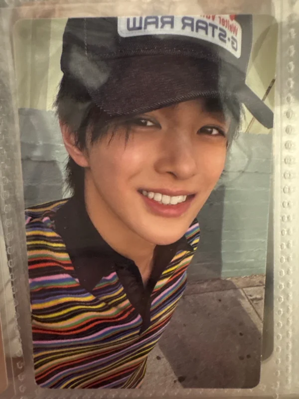 COLOR OUTSIDE THE LINES Scene 1 ver.
