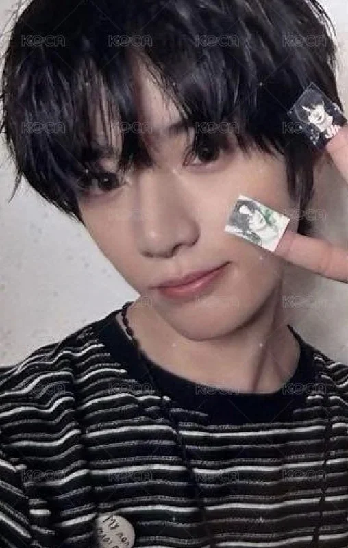 Starkissed HMV LUCKY DRAW