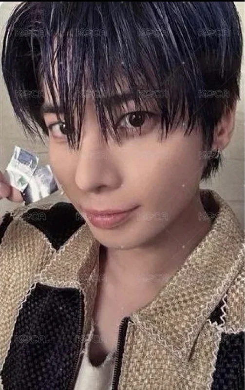 Starkissed HMV LUCKY DRAW