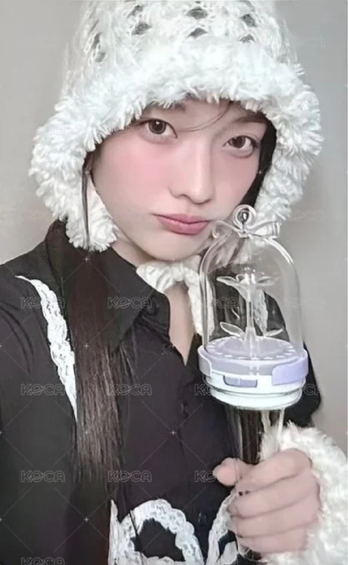 ILLIT Official Light Stick