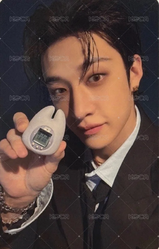 SKZOO TAMAGOTCHI & CASE SET