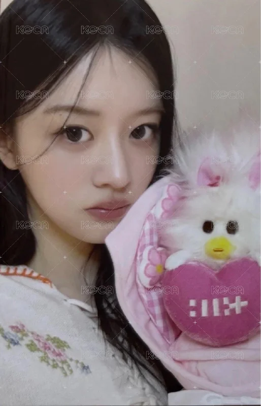 ILLIT 2nd Debut Anniversary REWARD