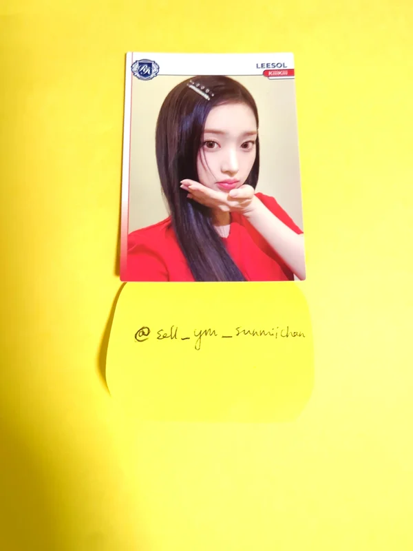 TELECA COLLECTION CARD 2025 K-POP ROOKIE BASE