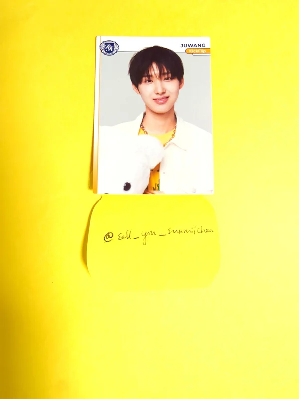 TELECA COLLECTION CARD 2025 K-POP ROOKIE BASE
