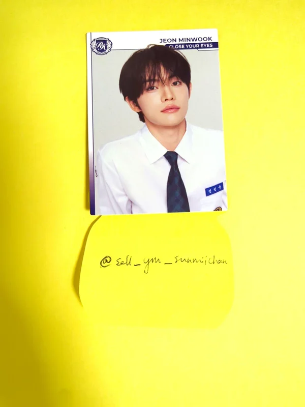 TELECA COLLECTION CARD 2025 K-POP ROOKIE BASE