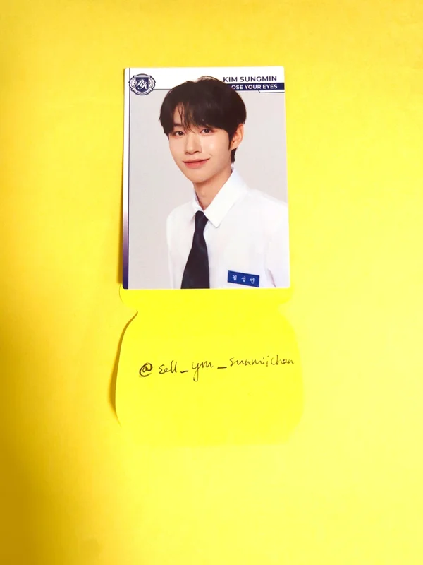 TELECA COLLECTION CARD 2025 K-POP ROOKIE BASE