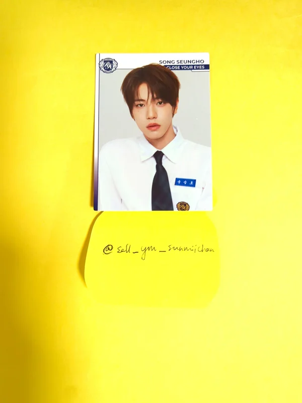 TELECA COLLECTION CARD 2025 K-POP ROOKIE BASE