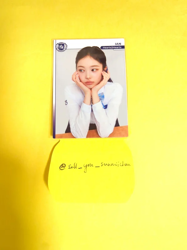 TELECA COLLECTION CARD 2025 K-POP ROOKIE BASE