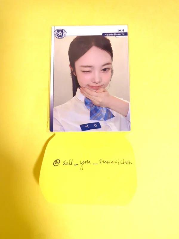 TELECA COLLECTION CARD 2025 K-POP ROOKIE BASE