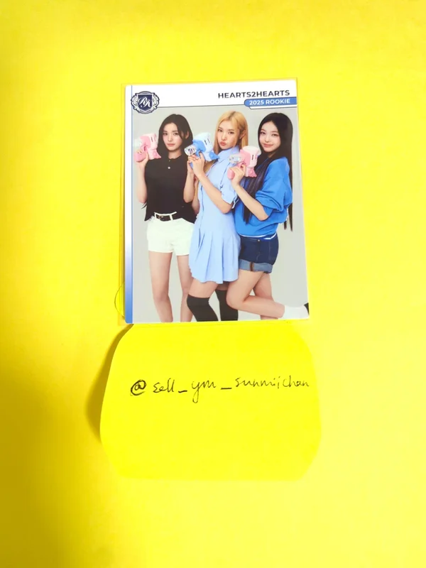TELECA COLLECTION CARD 2025 K-POP ROOKIE BASE