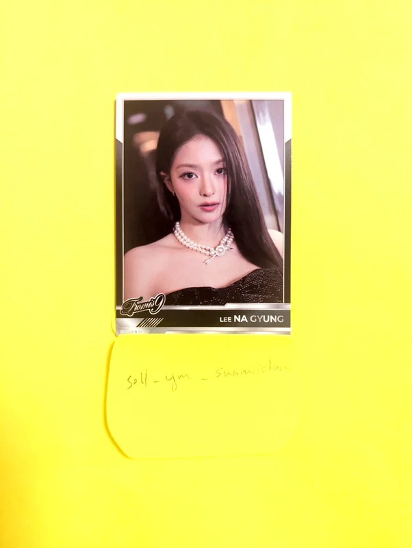 MIIMCA x TELECA COLLECTION CARD BASE