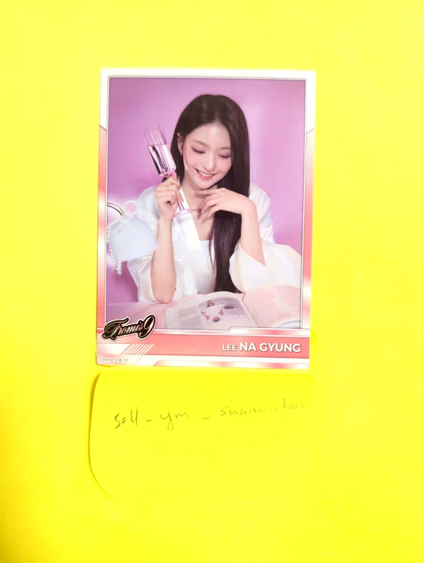 MIIMCA x TELECA COLLECTION CARD BASE