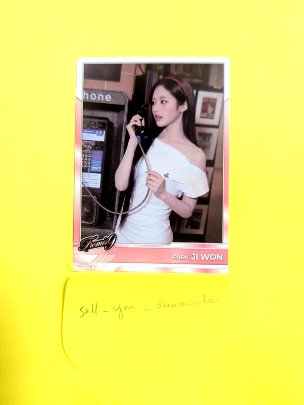 MIIMCA x TELECA COLLECTION CARD BASE