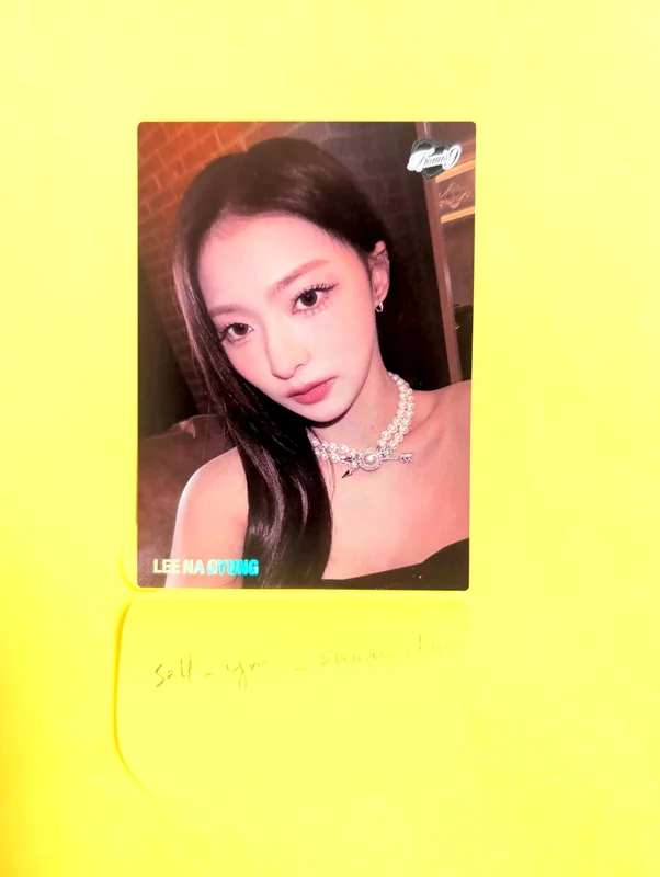 MIIMCA x TELECA COLLECTION CARD SELFIE