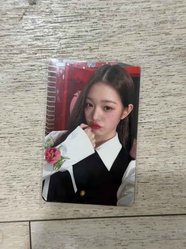 IVE THE FIRST FAN CONCERT The Prom Queens 1ST DIVE FANCLUB BOOTH CLASS DIVE