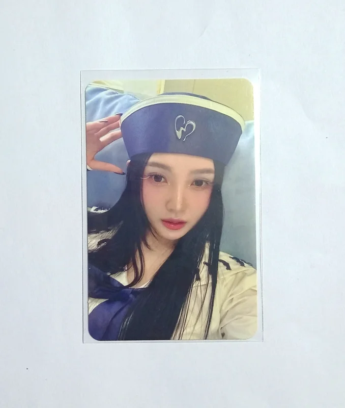 Red Velvet Cosmic Photo Book Ver. Hotel Ver.