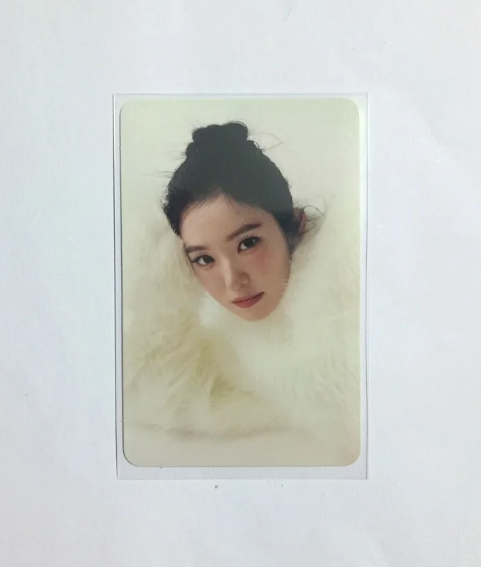 Irene Biggest Fan RANDOM TRADING CARD