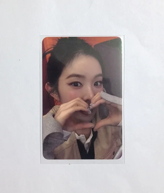 Irene Biggest Fan RANDOM TRADING CARD