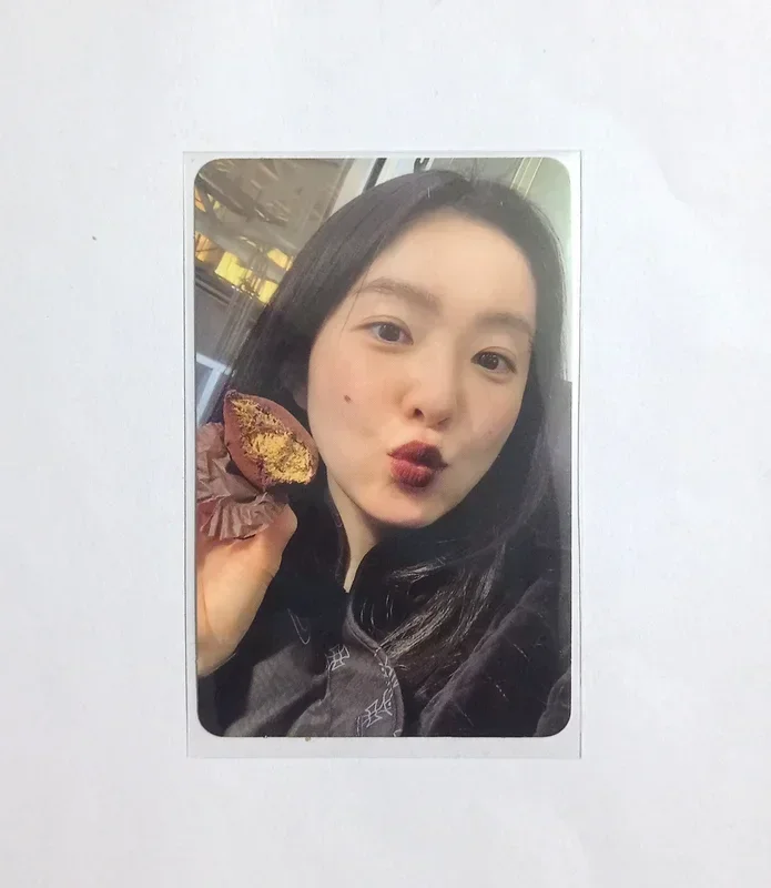 Irene Biggest Fan RANDOM TRADING CARD