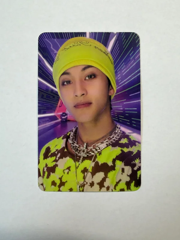 2 Baddies Photobook Ver. KR Ver.