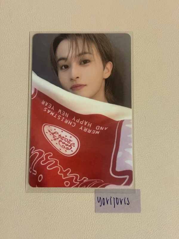 2024 PINK CHRISTMAS PHOTO CARD RANDOM PACK