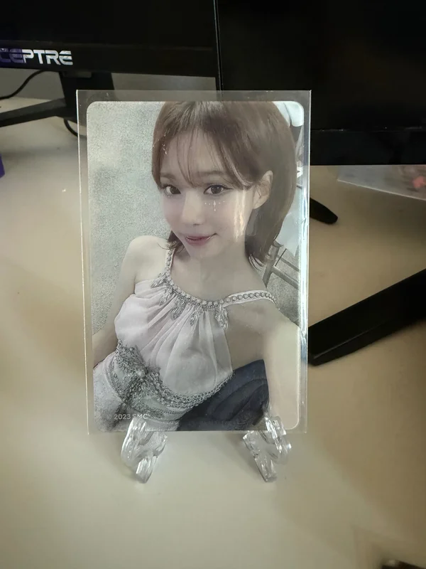 Item image 4