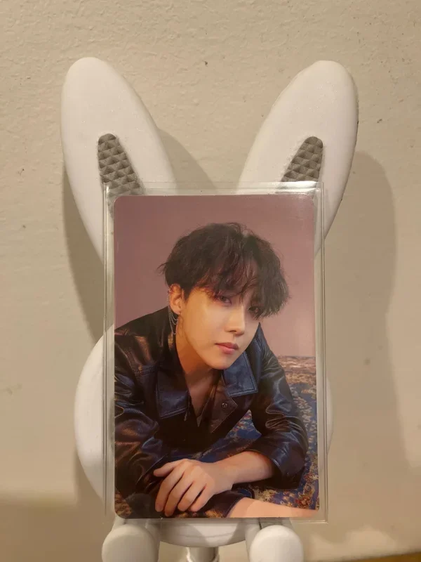 LOVE YOURSELF 'Tear'