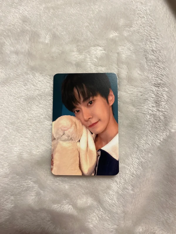 Doyoung Perfume HAND MIRROR + POUCH SET