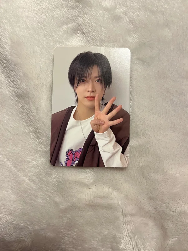 Yuta Ay-Yo RANDOM TRADING CARD SET A ver.