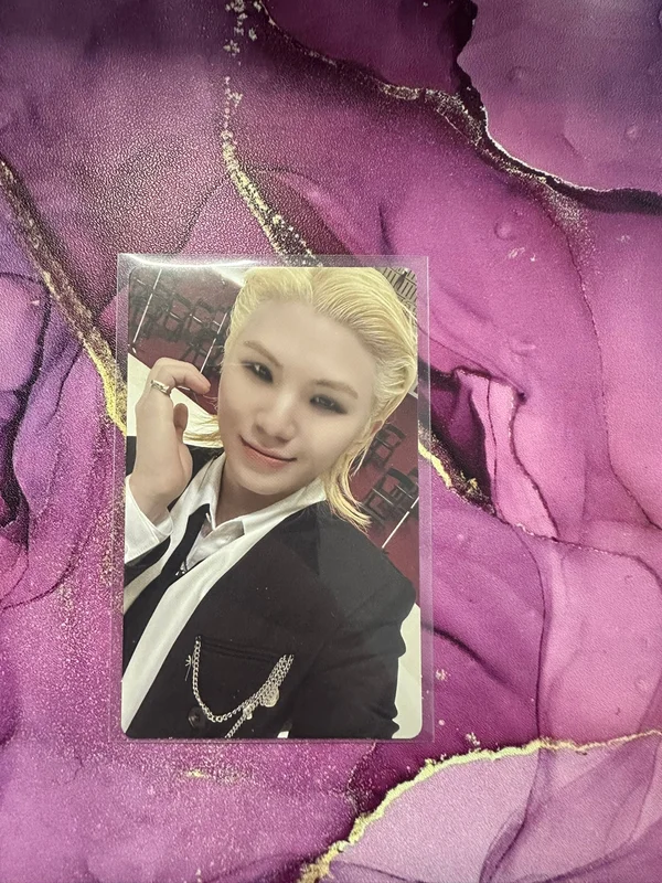 17 IS RIGHT HERE Weverse Albums ver.