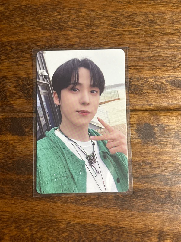 ATEEZ ユノ 2023 SUMMER PHOTOBOOK トレカ Pocamarket, ATEEZ YUNHO ATEEZ 2023 SUMMER PHOTOBOOK K-pop Photocard