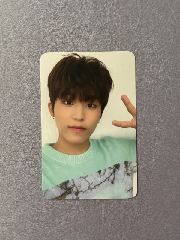 THE FIRST STEP : TREASURE EFFECT KTOWN4U