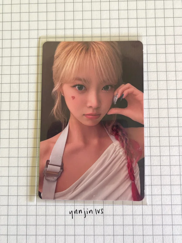 LE SSERAFIM ON-OFF 23-24