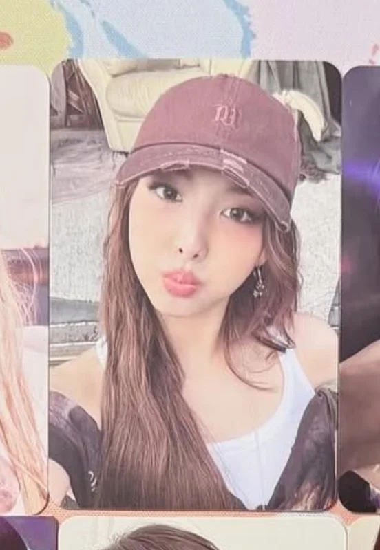 NAYEON NA SOLO ALBUM PHOTOCARD