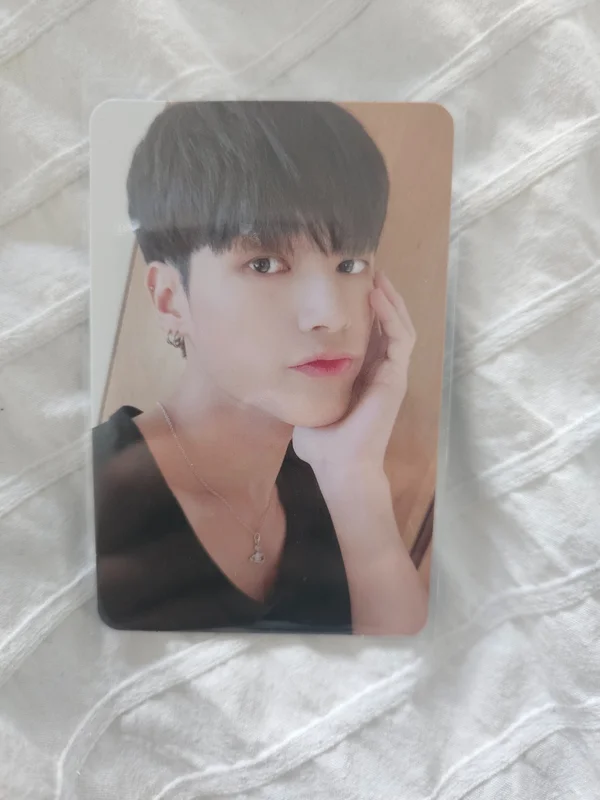 ATEEZ WOOYOUNG 'THE WORLD EP.1 : MOVEMENT MAKESTAR' Photocard