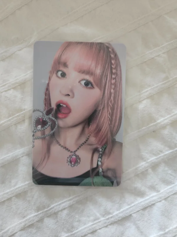 NMIXX entwurfリリー　トレカ　まとめ売り NMIXX Lily 'ENTWURF WITHMUU LUCKY DRAW' Photocard | Sold by