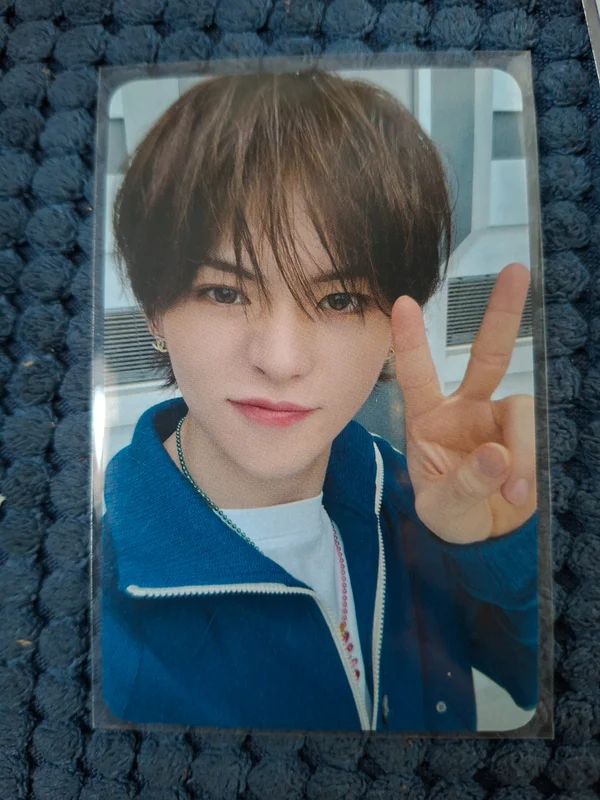 TREASURE PHOTO CARD BINDER
