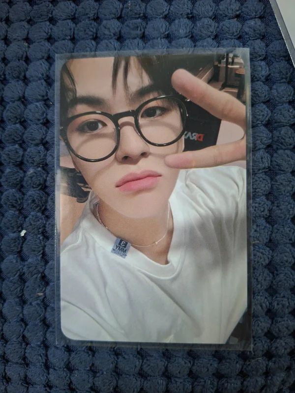 TREASURE PHOTO CARD BINDER