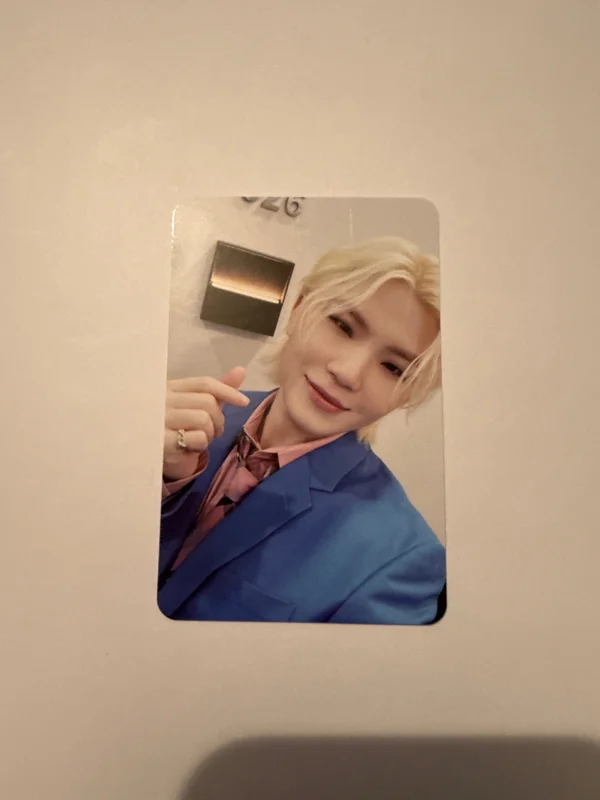 SPILL THE FEELS CARAT Ver.