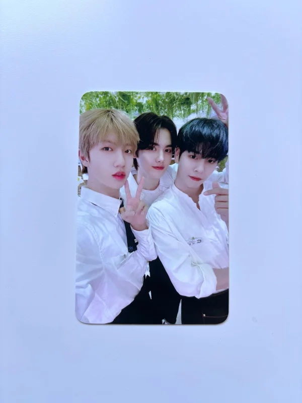 2021 SEASON'S GREETINGS : CAFE CRAVITY KTOWN4U
