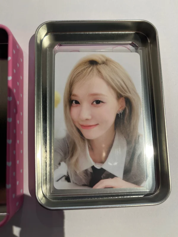 2025 SEASON'S GREETINGS SM STORE