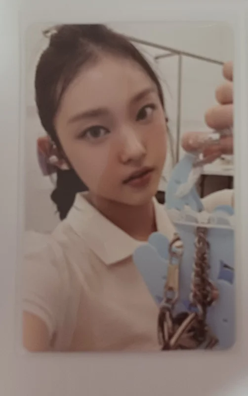 newjeans haerin get up weverse album ver. album pc