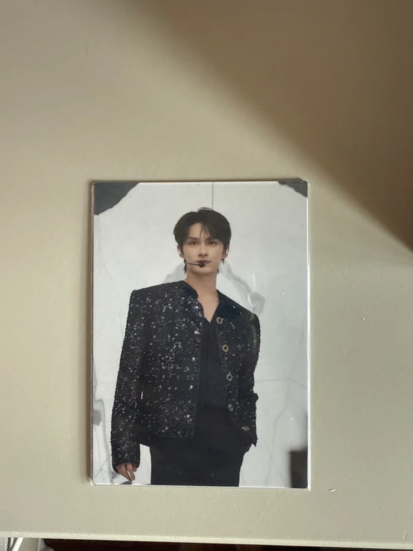 SEVENTEEN EXHIBITION FOLLOW FELLOW IN JAPAN LIVE PHOTO CARD