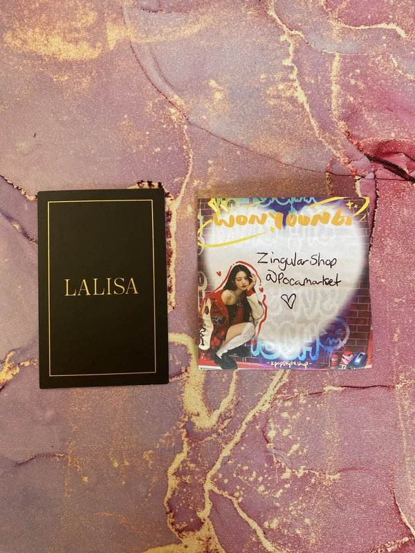 BLACKPINK LALISA リサ ゴールドレアフォトカード BLACKPINK LISA 'Lalisa Gold Ver Special' Photocard | Sold by