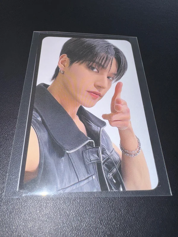 ATEEZ VR CONCERT : LIGHT THE WAY