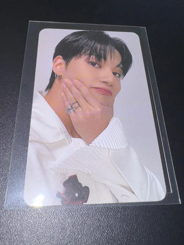 ATEEZ VR CONCERT : LIGHT THE WAY