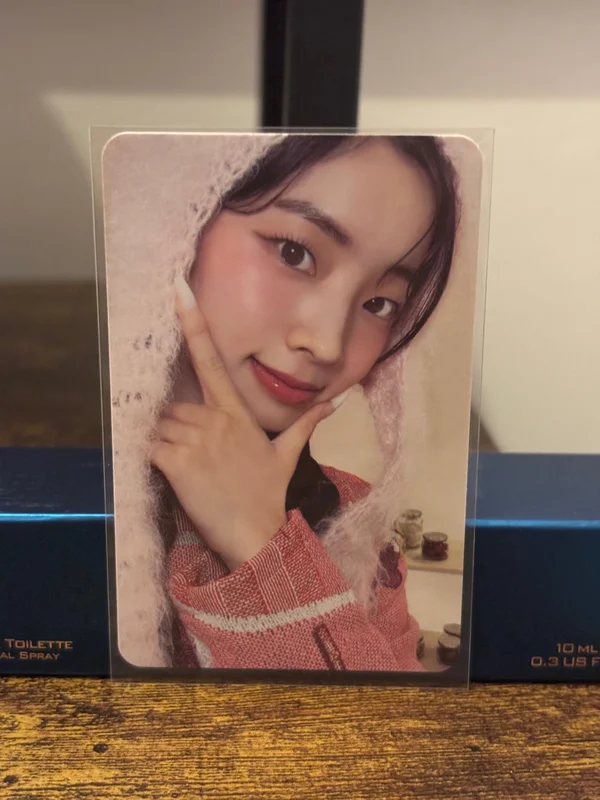 2025 Season's Greetings [Collector]